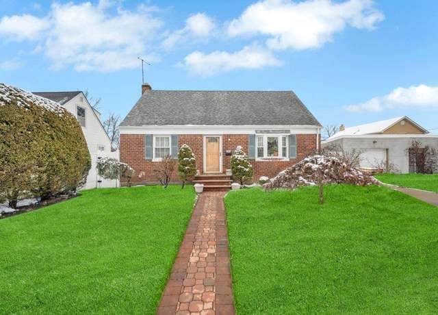Property at 11 Russell Ave, Elmont, NY 11003, 4 beds, 3 baths