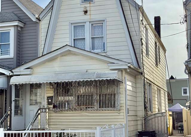 Property at 101-14 118th St, Richmond Hill S., NY 11419, 6 beds, 2 baths