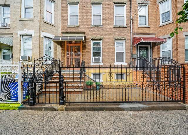 Property at 295 Autumn Ave, Brooklyn, NY 11208, 5 beds, 2.5 baths