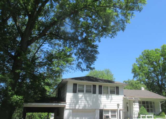 Property at 10 Lori St, Poughkeepsie, NY 12603, 4 beds, 1.5 baths