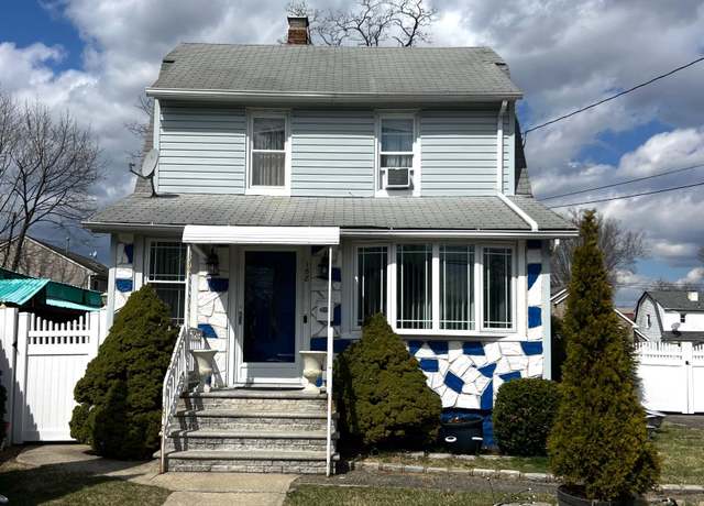 Property at 168 W Fulton Ave, Roosevelt, NY 11575, 2 beds, 1 bath