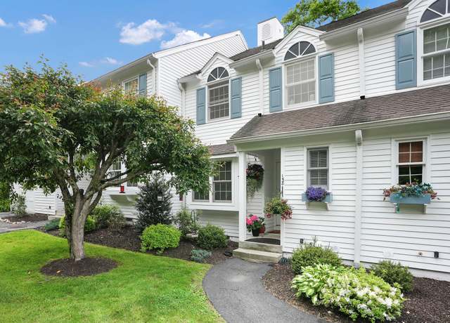 Property at 158 Jay Ct, Cross River, NY 10518, 1 bed, 2.5 baths