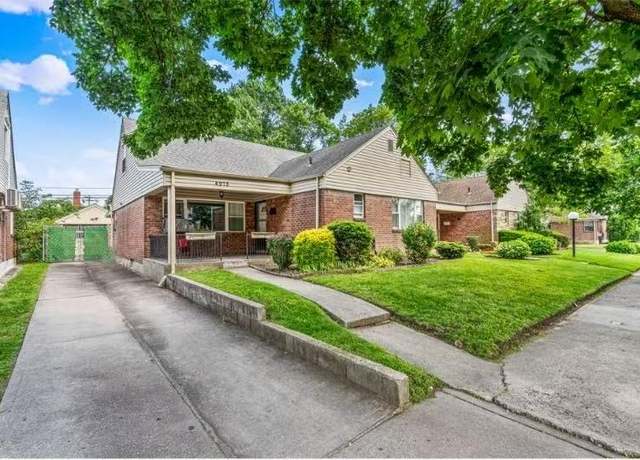 Property at 49-75 175th Pl, Fresh Meadows, NY 11365, 5 beds, 2.5 baths
