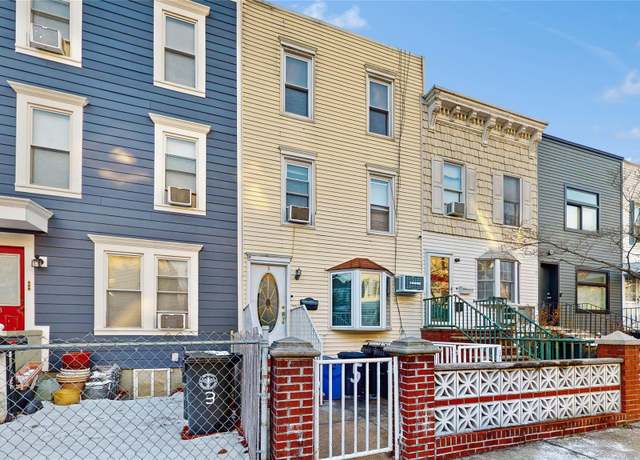 Property at 5 Temple Ct, Brooklyn, NY 11218, 4 beds, 2 baths