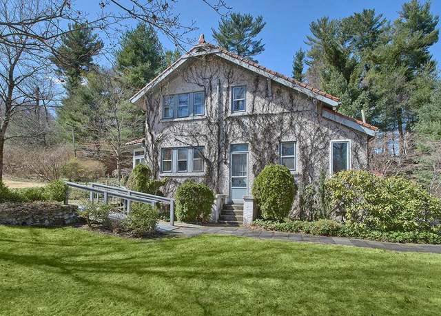 Property at 10 Leroy Pl, Chappaqua, NY 10514, 2 beds, 1.5 baths