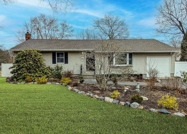 Property at 241 Alexander Ave, Nesconset, NY 11767, 4 beds, 2 baths