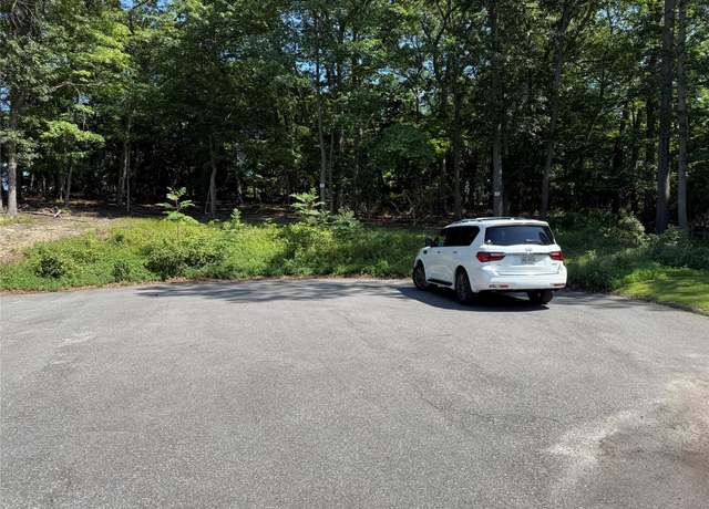 Property at Samantha Ct, Port Jefferson Station, NY 11777