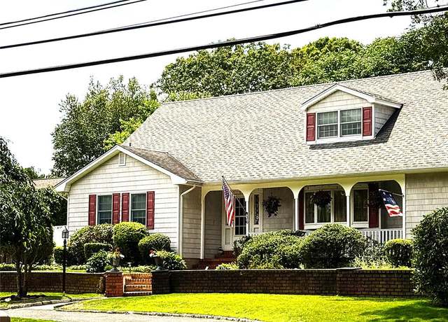 Property at 36 Leeds Blvd, Farmingville, NY 11738, 4 beds, 2 baths