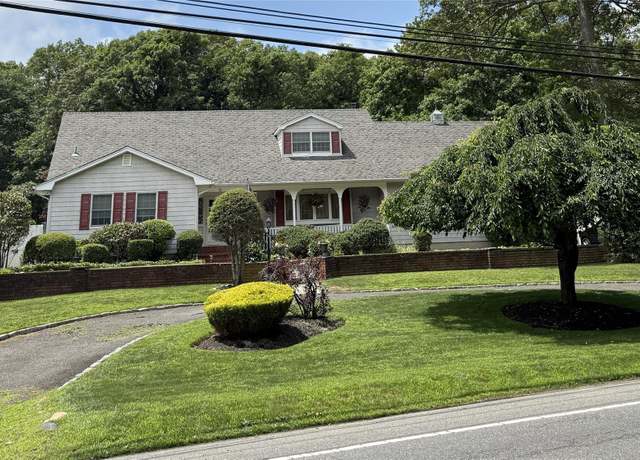 Property at 36 Leeds Blvd, Farmingville, NY 11738, 4 beds, 2 baths