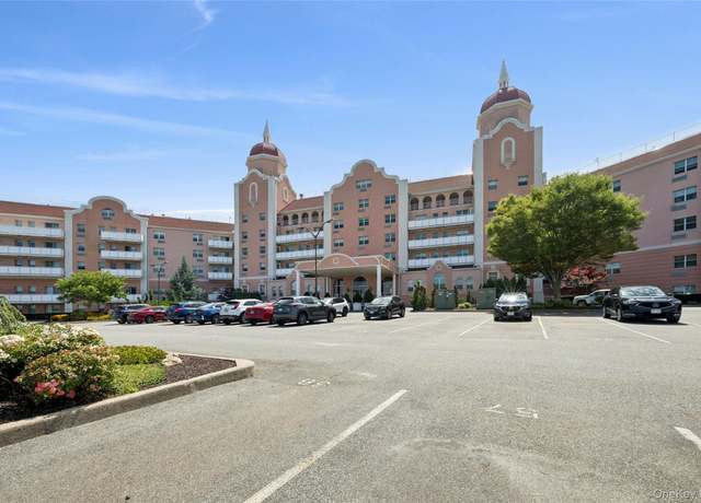 Property at 2 Richmond Rd 6S, Lido Beach, NY 11561, 1 bed, 1.5 baths