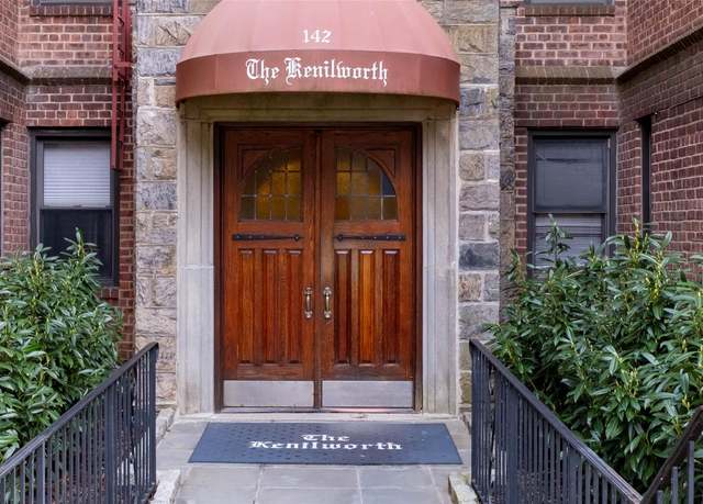 Property at 142 Garth Rd Unit TJ, Scarsdale, NY 10583, 1 bed, 1 bath