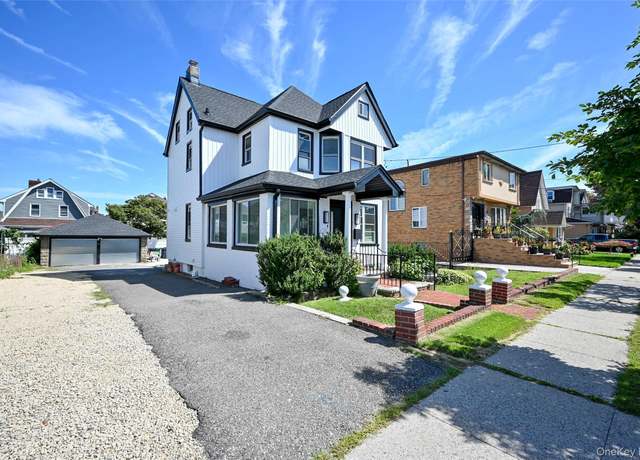 Property at 15425 13th Ave, Whitestone, NY 11357, 3 beds, 2.5 baths