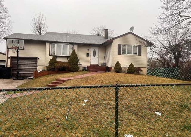 Property at 49 Nevada Ave, Bay Shore, NY 11706, 4 beds, 3 baths