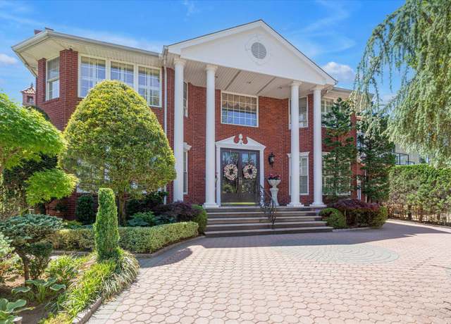 Property at 4 Point Cres, Malba, NY 11357, 4 beds, 4 baths