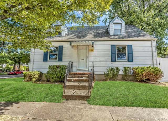 Property at 136 N 1st St, New Hyde Park, NY 11040, 3 beds, 2 baths