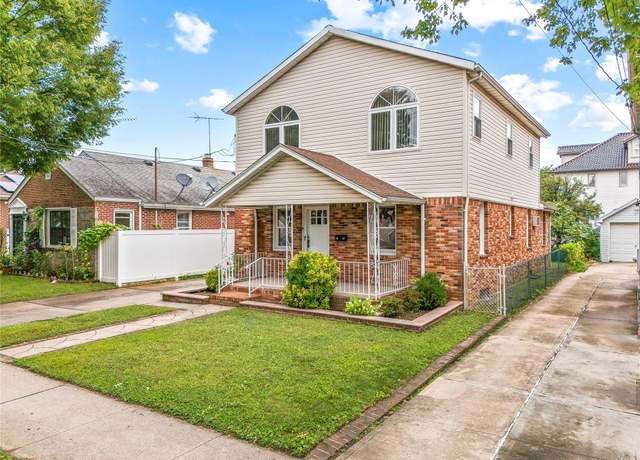 Property at 8343 261st St, Floral Park, NY 11004, 5 beds, 2.5 baths