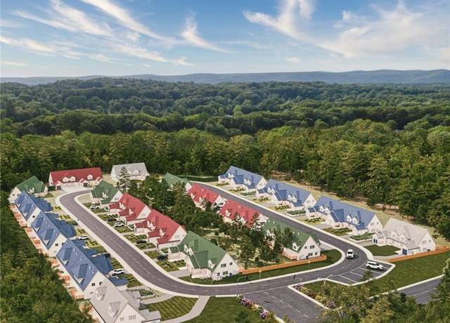 Property at 28 Dessau Cir, Spring Valley, NY 10977, 3 beds, 2.5 baths