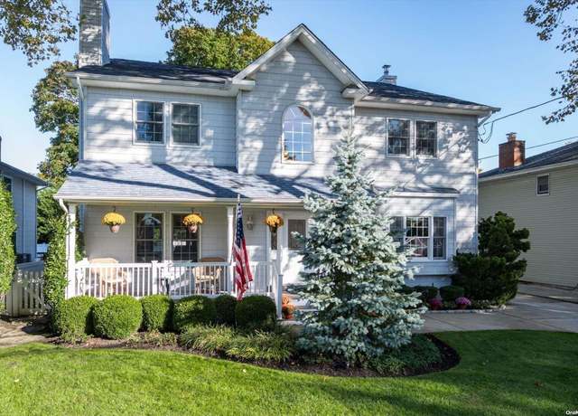 Property at 27 Adam Rd W, Massapequa, NY 11758, 4 beds, 3 baths