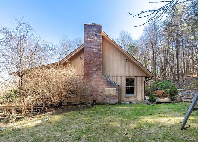 Property at 79 Torre Rock Rd, Red Hook, NY 12571, 3 beds, 2.5 baths
