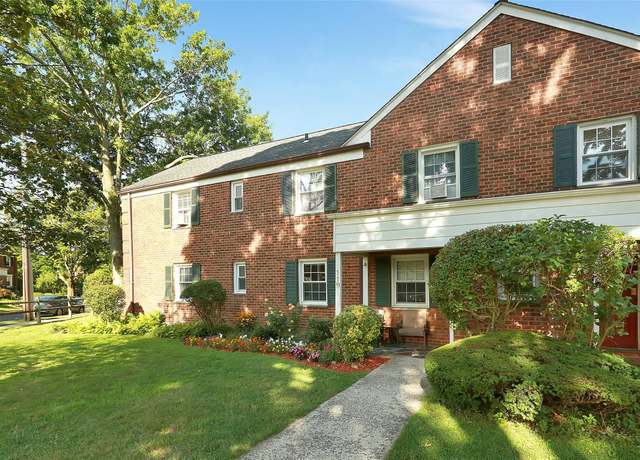 Property at 119 Robins Rd #119, New Rochelle, NY 10801, 2 beds, 1 bath