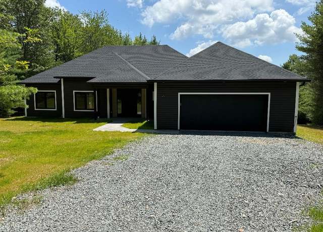 Property at 58 Dunn Town Rd, Wurtsboro, NY 12790, 4 beds, 2.5 baths