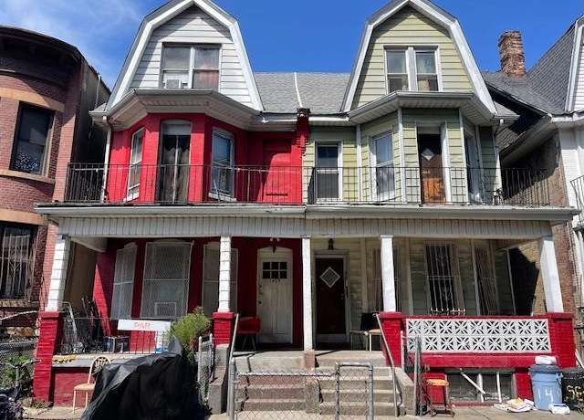 Property at 1405 36 St, Brooklyn, NY 11218, 7 beds, 3 baths