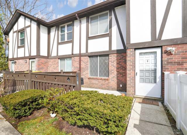 Property at 106 Birchwood Rd, Medford, NY 11763, 1 bed, 1 bath