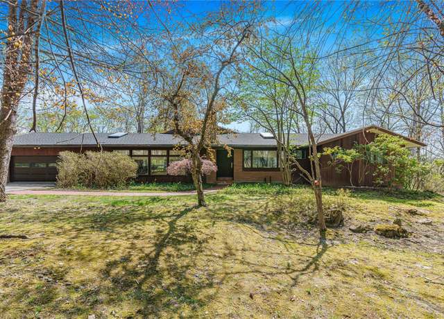 Property at 122 Ridgeview Rd, Poughkeepsie, NY 12603, 4 beds, 2.5 baths