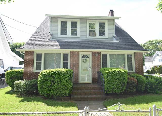 Property at 57 Nieman Ave, Lynbrook, NY 11563, 3 beds, 1.5 baths