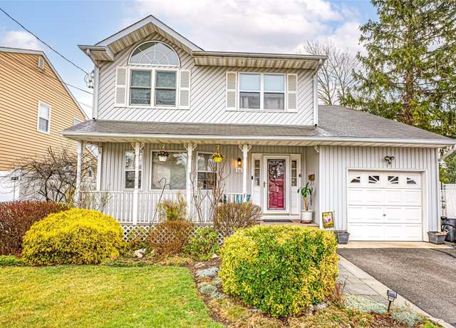 Property at 16 N Peach St, Bethpage, NY 11714, 3 beds, 2.5 baths