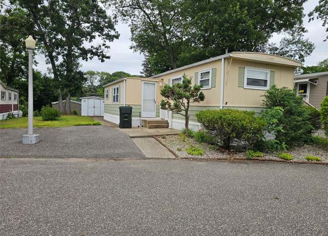 Property at 1964 River Rd #37, Calverton, NY 11933, 3 beds, 1 bath