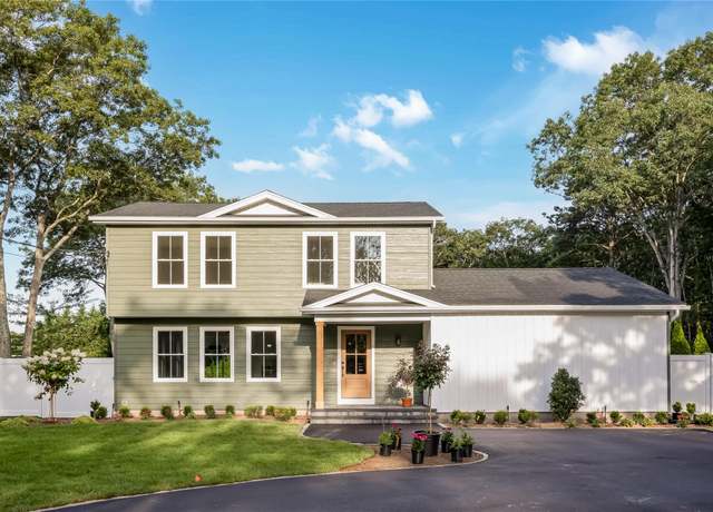 Property at 444 Miller Place Rd, Miller Place, NY 11764, 4 beds, 3.5 baths