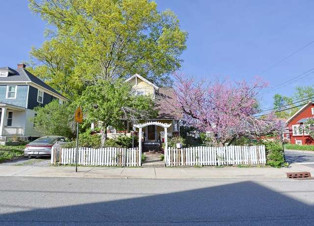 Property at 28 Oak St, Beacon, NY 12508, 2 beds, 1 bath