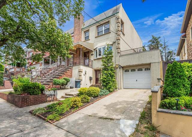 Property at 54-45 63rd Pl, Maspeth, NY 11378, 3 beds, 2.5 baths