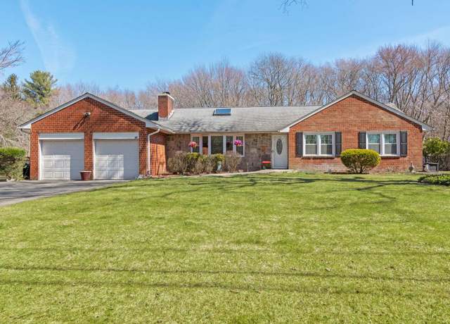 Property at 43 Harrison Ave, Hauppauge, NY 11788, 4 beds, 2 baths