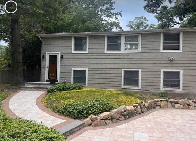 Property at 35 Woodchuck Ln, East Setauket, NY 11733, 4 beds, 2 baths
