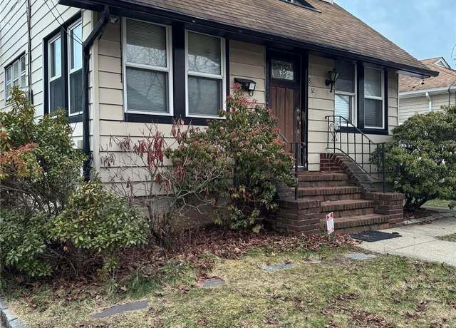 Property at Undisclosed address, Floral Park, NY 11001, 4 beds, 2 baths