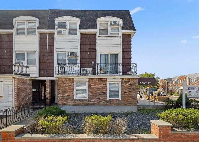 Property at 214-04 18th Ave, Bayside, NY 11360, 6 beds, 5 baths