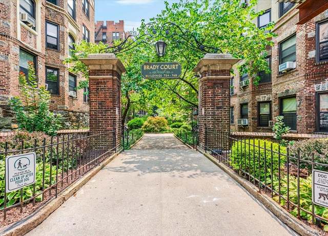 Property at 758 Brady Ct #214, Bronx, NY 10462, 2 beds, 1 bath