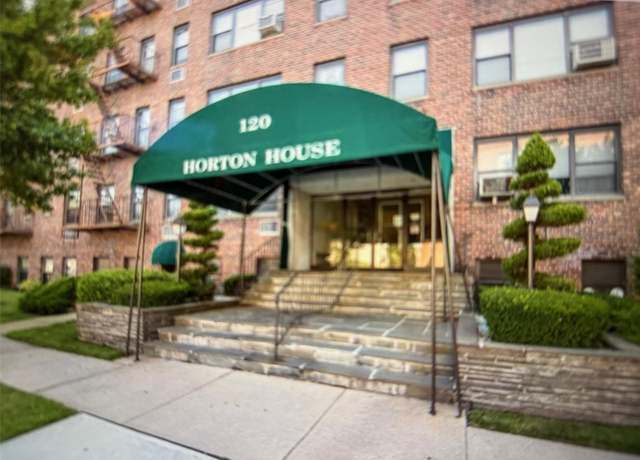 Property at 120 Horton Hwy Unit A-12, Mineola, NY 11501, 1 bath