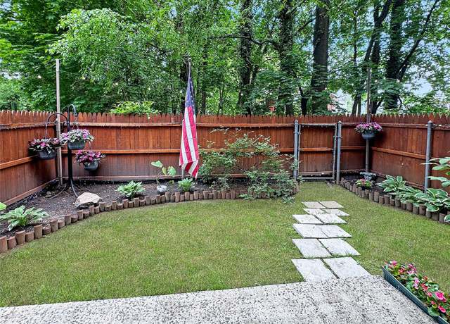Property at 24 Bronxville Glen Dr Unit 4-13, Bronxville, NY 10708, 1 bed, 1 bath
