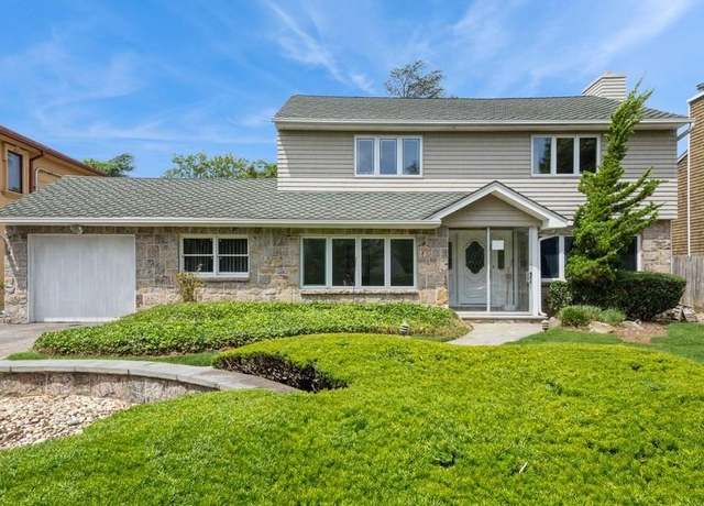 Property at 1554 Hewlett Heath Rd, Hewlett, NY 11557, 4 beds, 3.5 baths