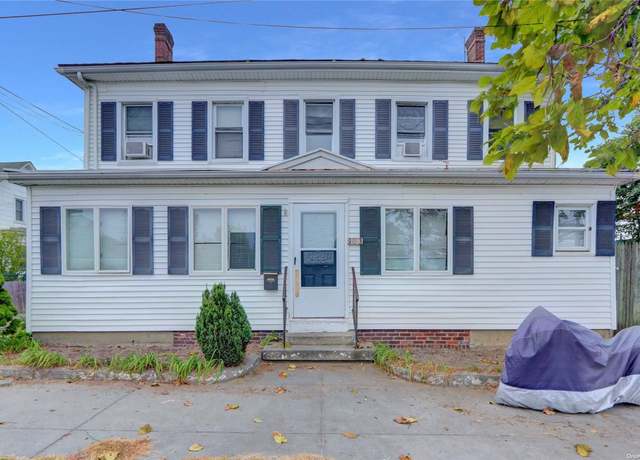 Property at 103 Railroad Ave, Patchogue, NY 11772