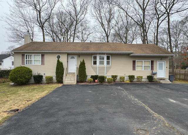 Property at 1343 William Floyd Pkwy, Shirley, NY 11967, 3 beds, 1.5 baths