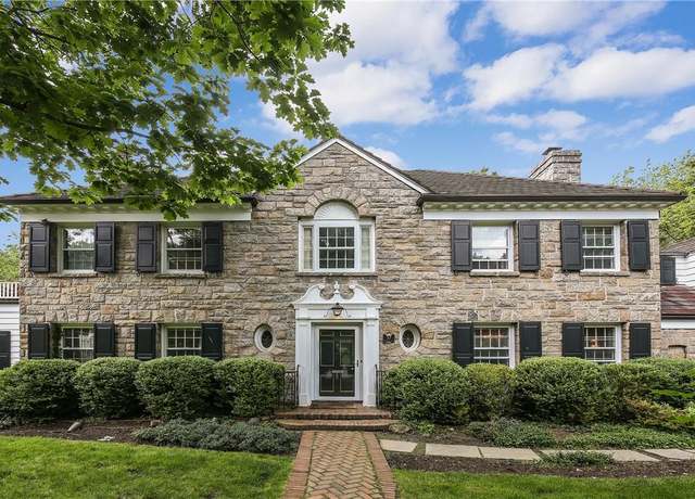 Property at 37 Taunton Rd, Scarsdale, NY 10583, 4 beds, 5 baths