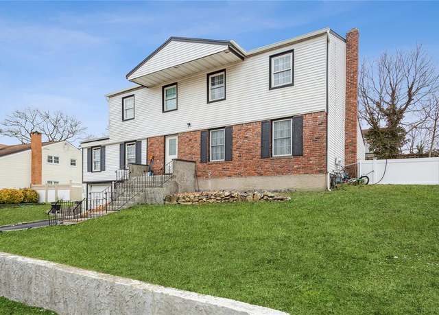 Property at 24 Linden St, Selden, NY 11784, 6 beds, 2.5 baths
