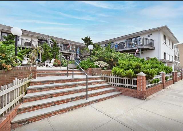 Property at 65 W Broadway Unit 2G, Long Beach, NY 11561, 1 bed, 1 bath