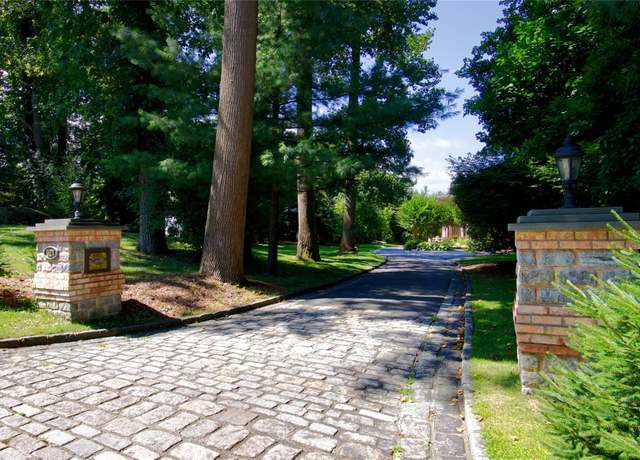 Property at 527 Manhasset Woods Rd, Manhasset, NY 11030, 5 beds, 5.5 baths