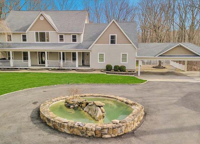 Property at 22 Arbor Ct, Holmes, NY 12531, 4 beds, 2.5 baths