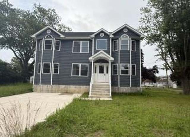 Property at 214 Forest Rd, Mastic Beach, NY 11951, 6 beds, 3 baths